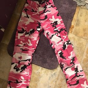 Camo pants